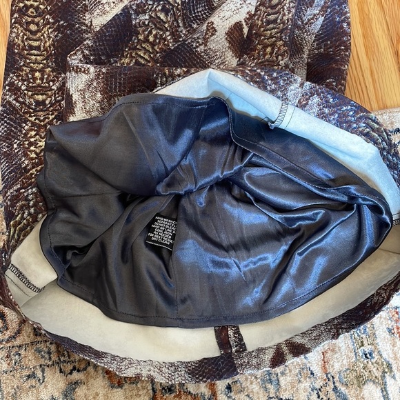 W118 by Walter Baker Bodycon Snakeskin Short Sleeve Back Zip Dress, sz S - Picture 6 of 13